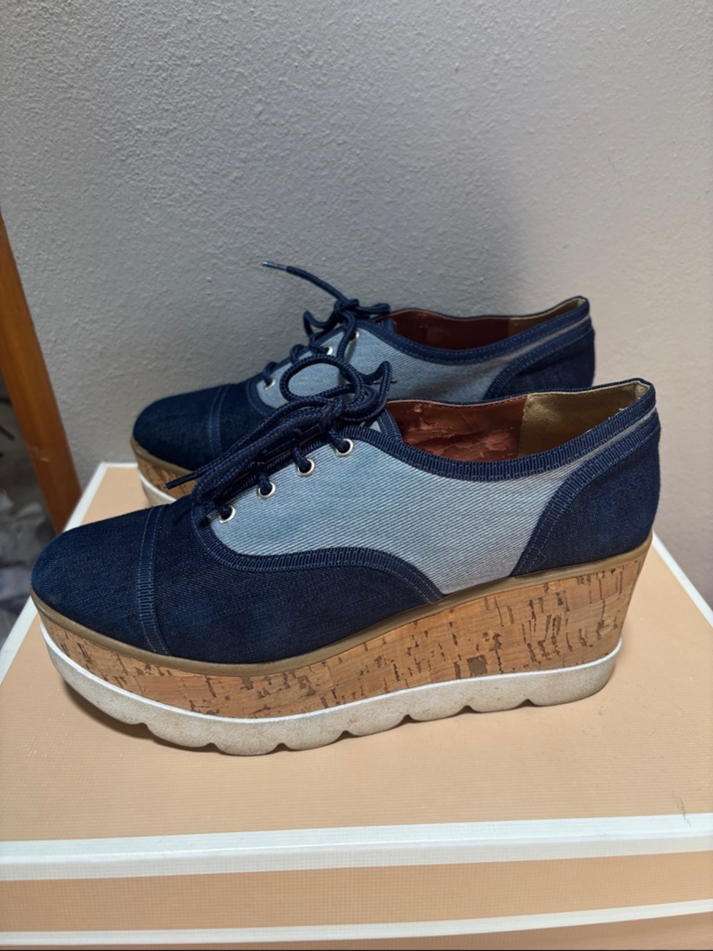 Women's Navy Two-Tone Platform Oxford Shoes